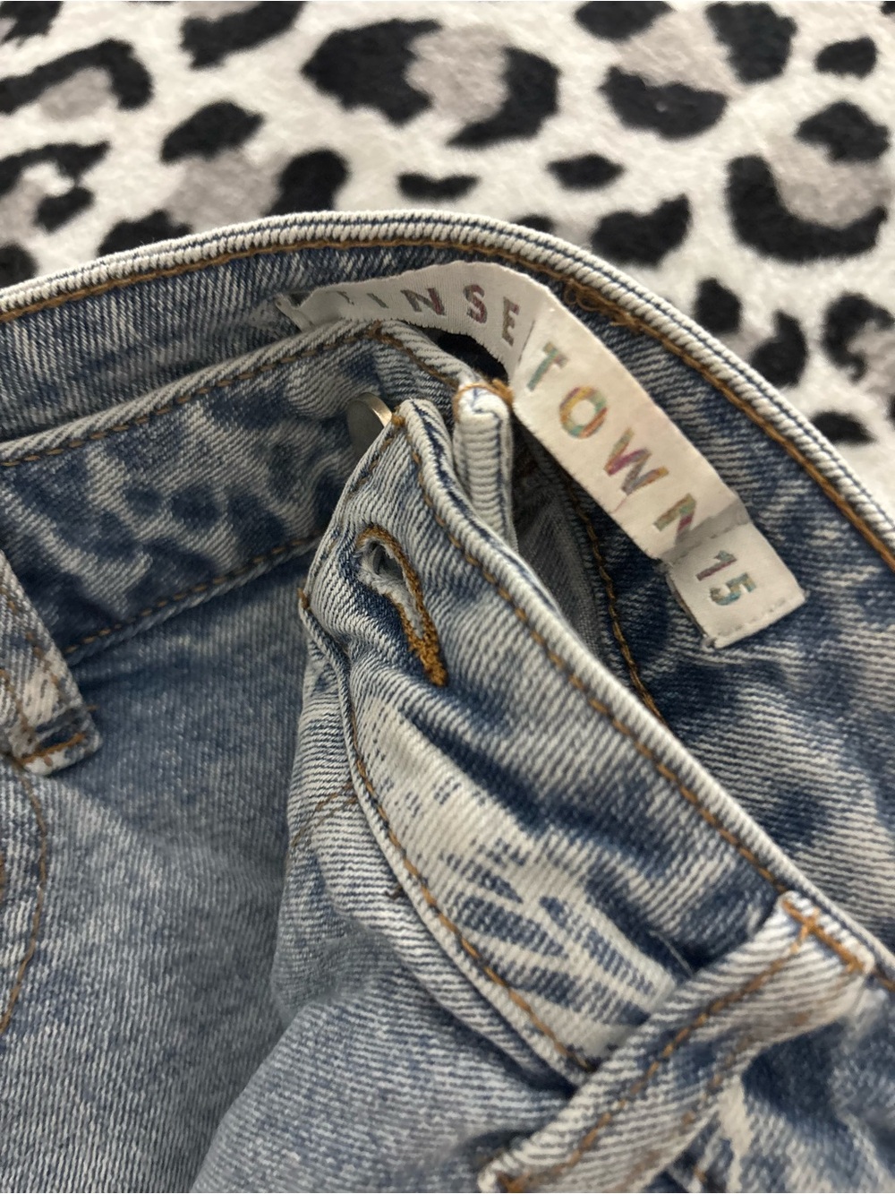 Jeans